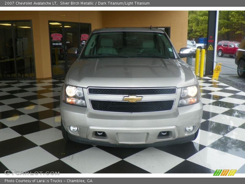 Silver Birch Metallic / Dark Titanium/Light Titanium 2007 Chevrolet Avalanche LT