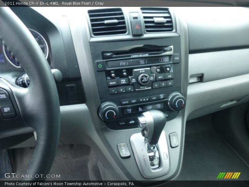 Controls of 2011 CR-V EX-L 4WD