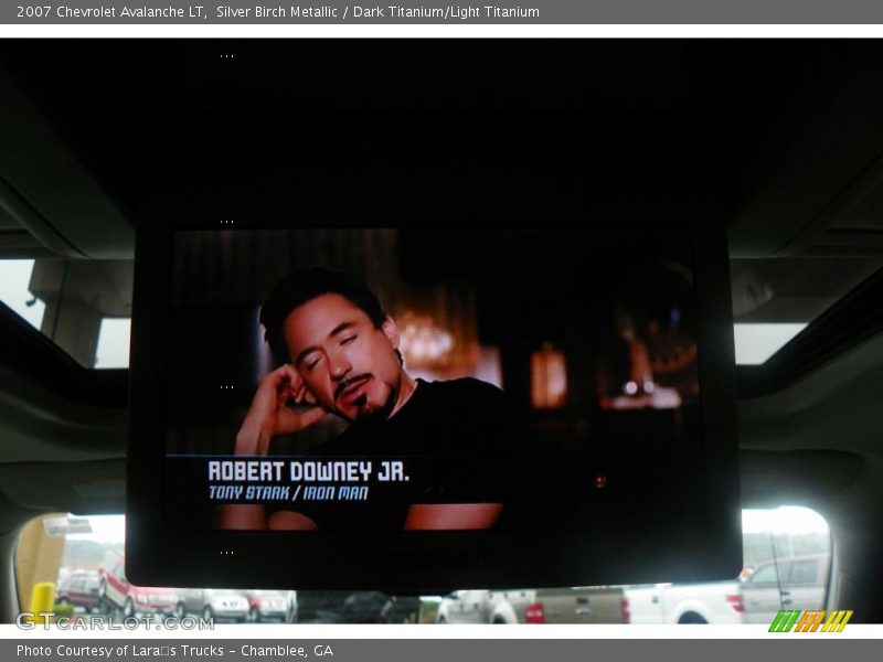 Silver Birch Metallic / Dark Titanium/Light Titanium 2007 Chevrolet Avalanche LT
