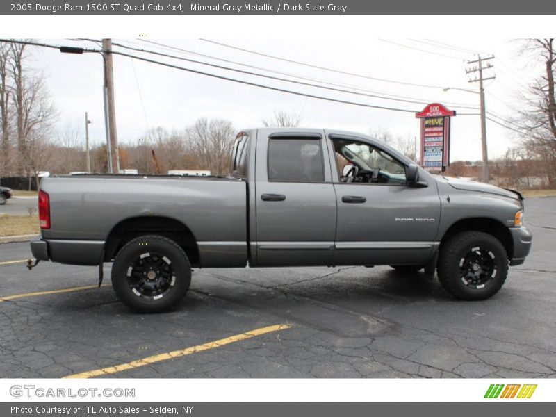 Mineral Gray Metallic / Dark Slate Gray 2005 Dodge Ram 1500 ST Quad Cab 4x4