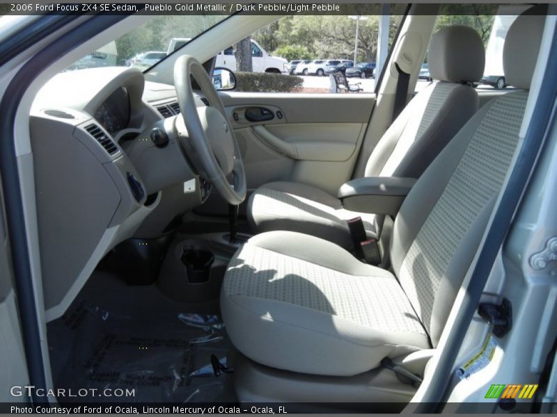  2006 Focus ZX4 SE Sedan Dark Pebble/Light Pebble Interior