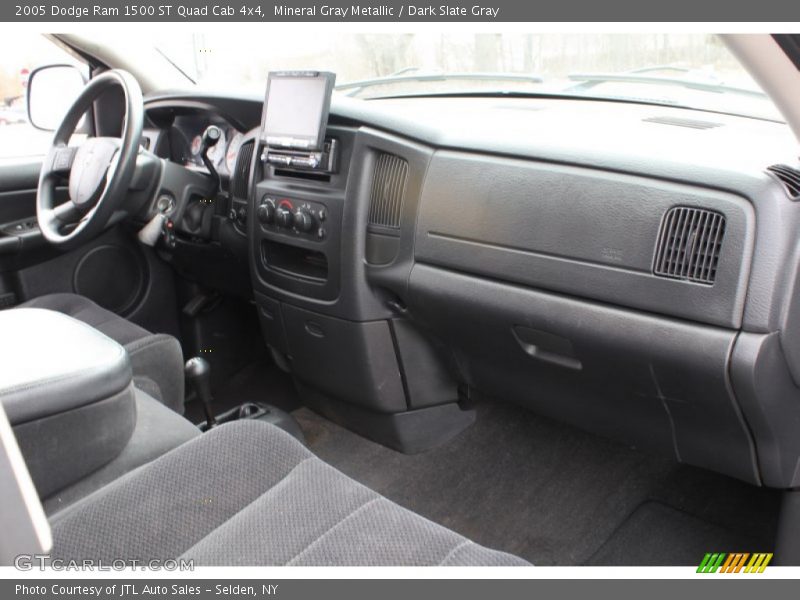 Mineral Gray Metallic / Dark Slate Gray 2005 Dodge Ram 1500 ST Quad Cab 4x4