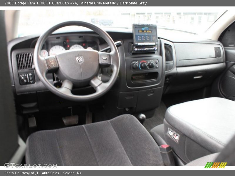 Mineral Gray Metallic / Dark Slate Gray 2005 Dodge Ram 1500 ST Quad Cab 4x4