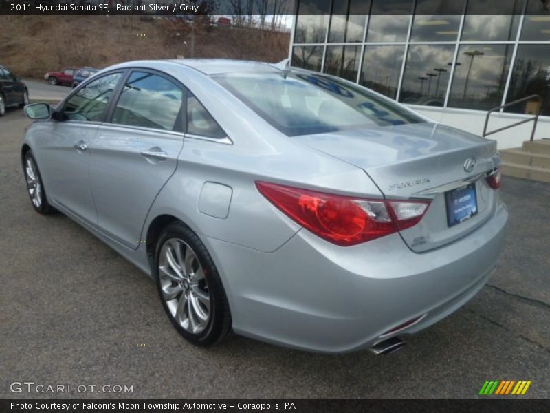 Radiant Silver / Gray 2011 Hyundai Sonata SE