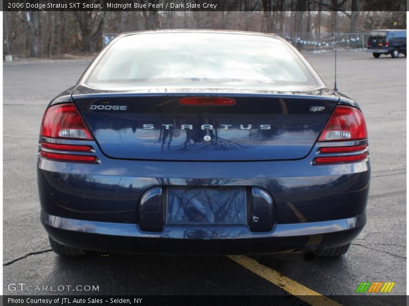 Midnight Blue Pearl / Dark Slate Grey 2006 Dodge Stratus SXT Sedan