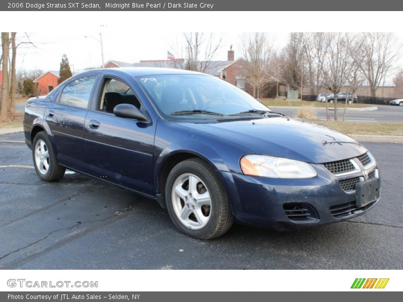 Front 3/4 View of 2006 Stratus SXT Sedan