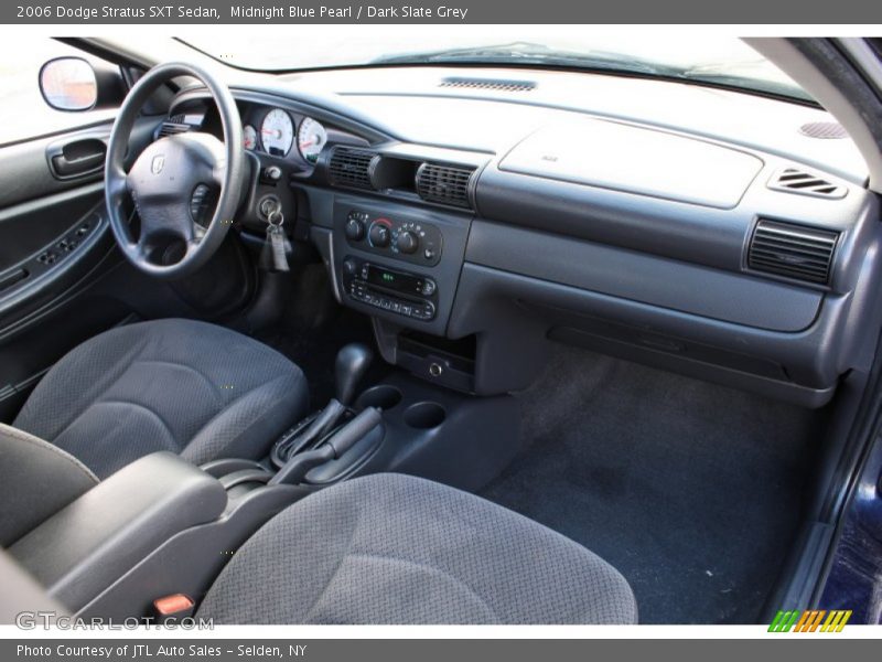 Midnight Blue Pearl / Dark Slate Grey 2006 Dodge Stratus SXT Sedan