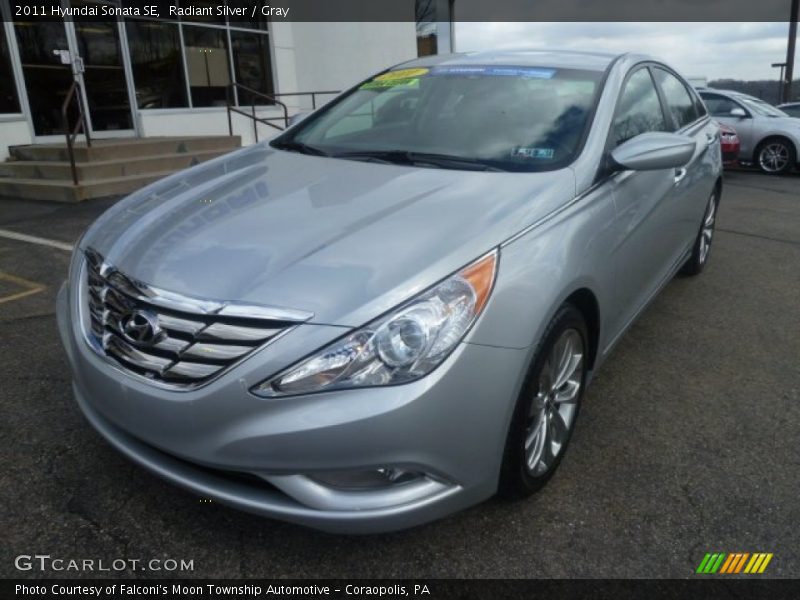 Radiant Silver / Gray 2011 Hyundai Sonata SE