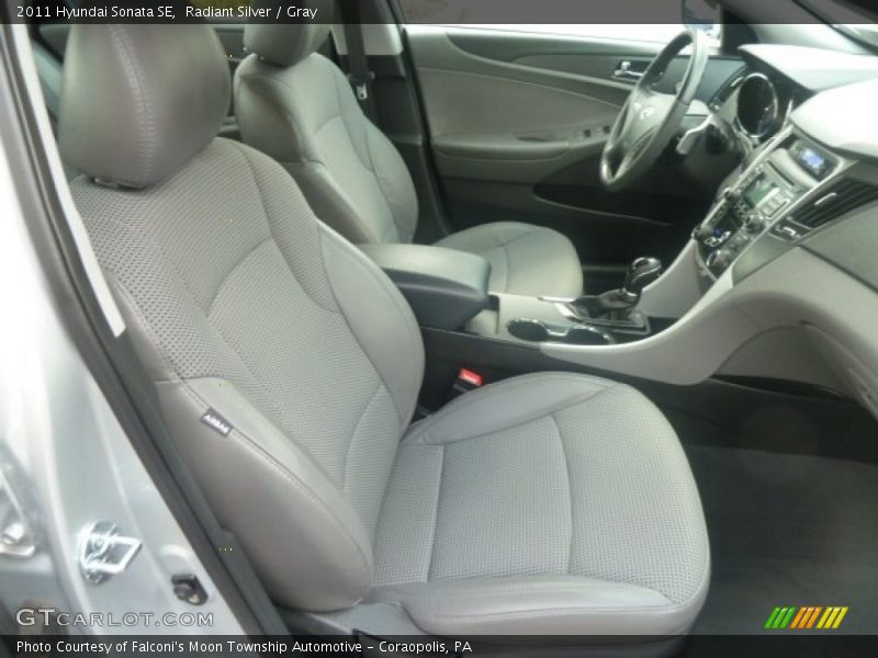 Radiant Silver / Gray 2011 Hyundai Sonata SE