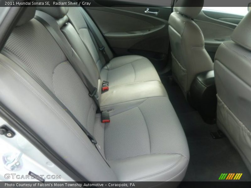 Radiant Silver / Gray 2011 Hyundai Sonata SE