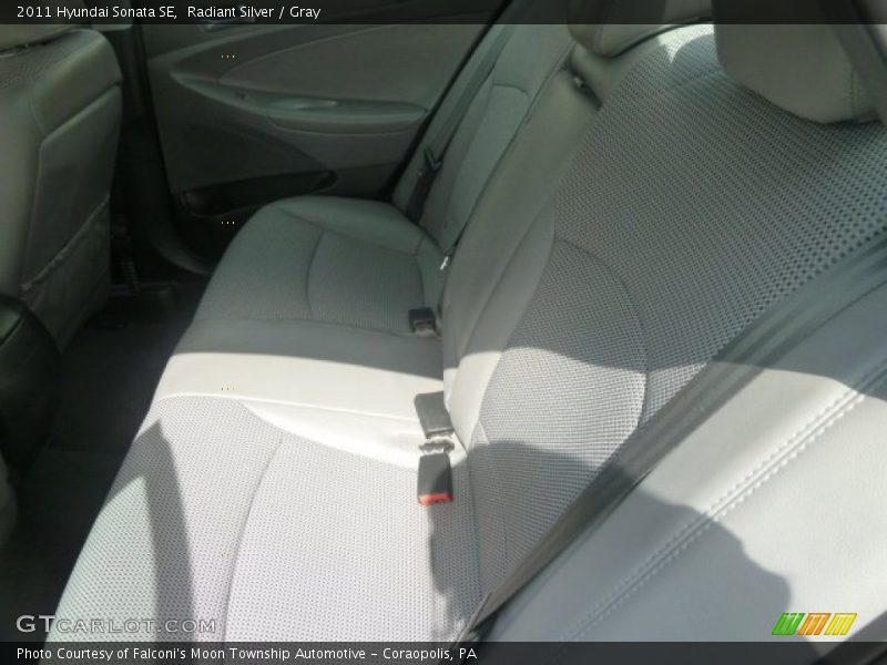 Radiant Silver / Gray 2011 Hyundai Sonata SE