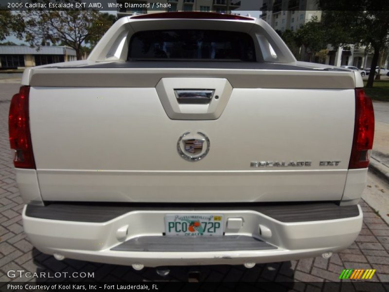 White Diamond / Shale 2006 Cadillac Escalade EXT AWD