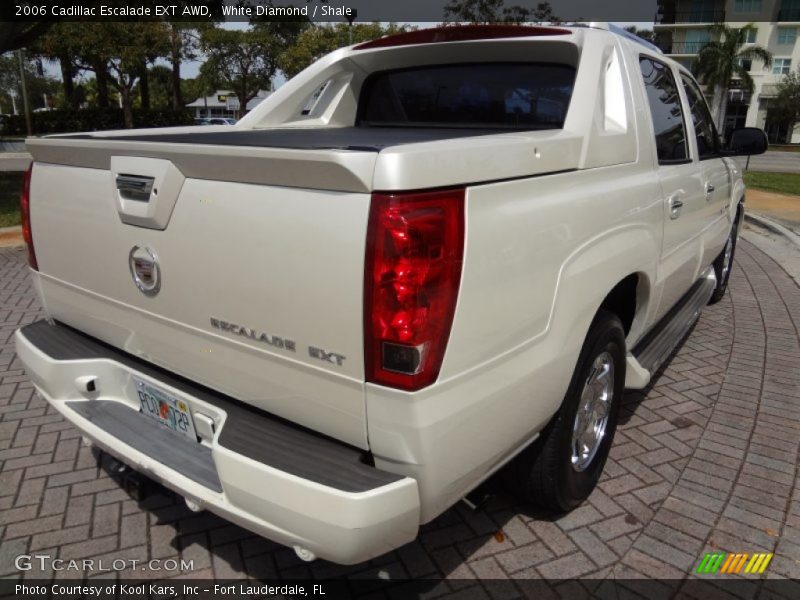 White Diamond / Shale 2006 Cadillac Escalade EXT AWD
