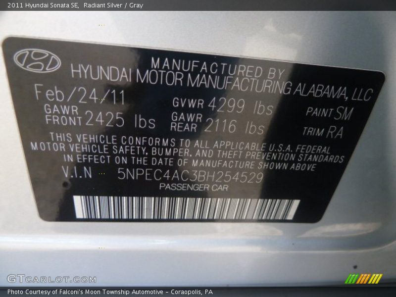 Radiant Silver / Gray 2011 Hyundai Sonata SE