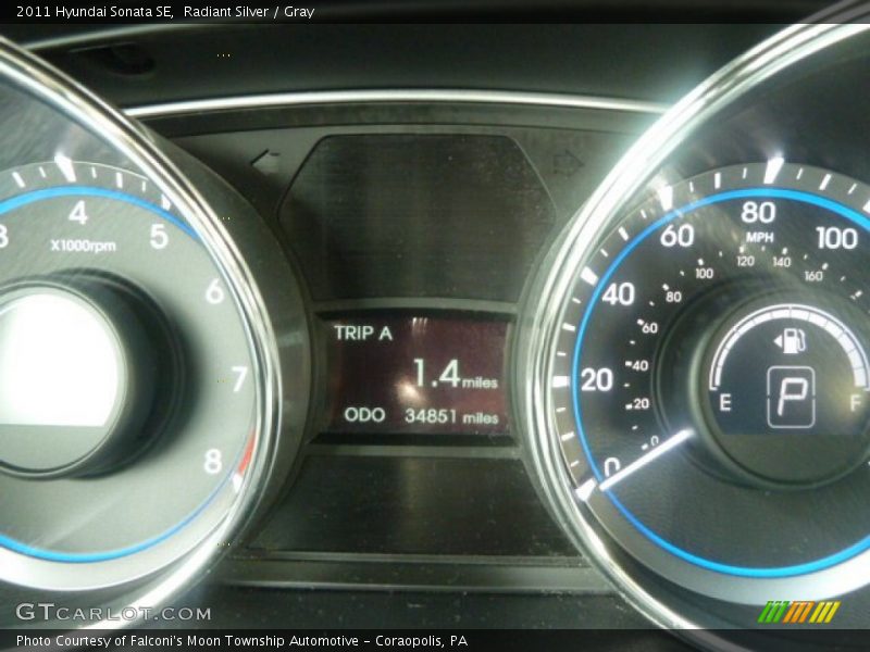Radiant Silver / Gray 2011 Hyundai Sonata SE