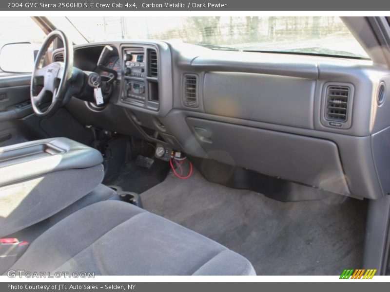Dashboard of 2004 Sierra 2500HD SLE Crew Cab 4x4