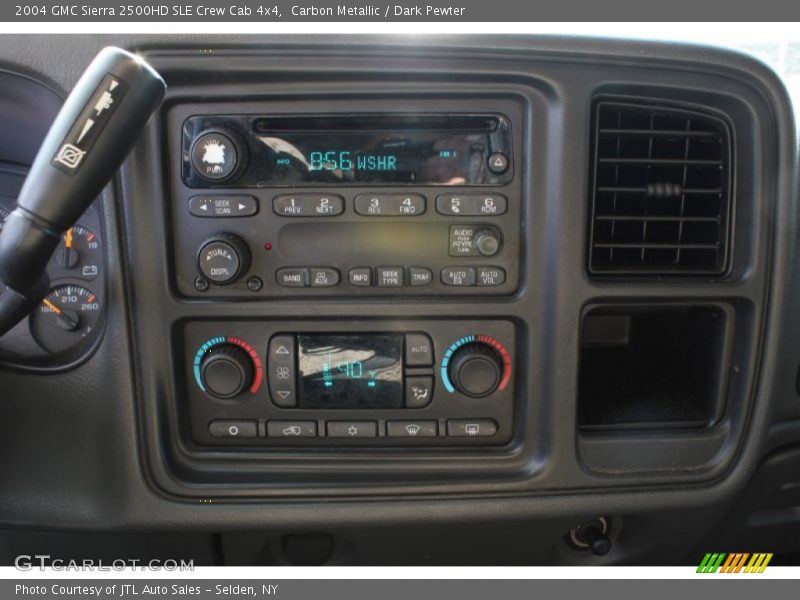 Controls of 2004 Sierra 2500HD SLE Crew Cab 4x4