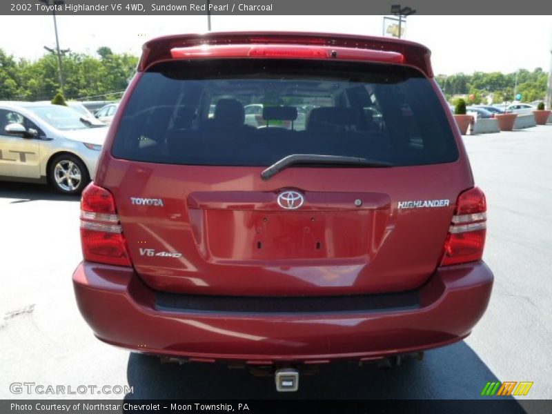 Sundown Red Pearl / Charcoal 2002 Toyota Highlander V6 4WD