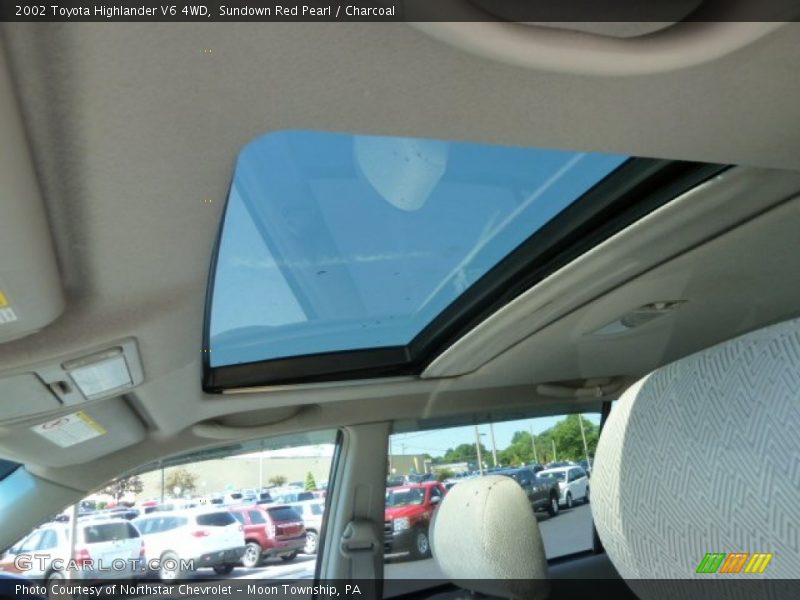 Sundown Red Pearl / Charcoal 2002 Toyota Highlander V6 4WD