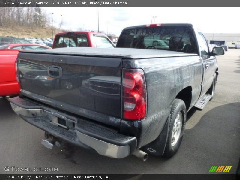 Black / Dark Charcoal 2004 Chevrolet Silverado 1500 LS Regular Cab