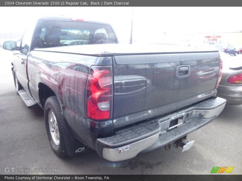 Black / Dark Charcoal 2004 Chevrolet Silverado 1500 LS Regular Cab