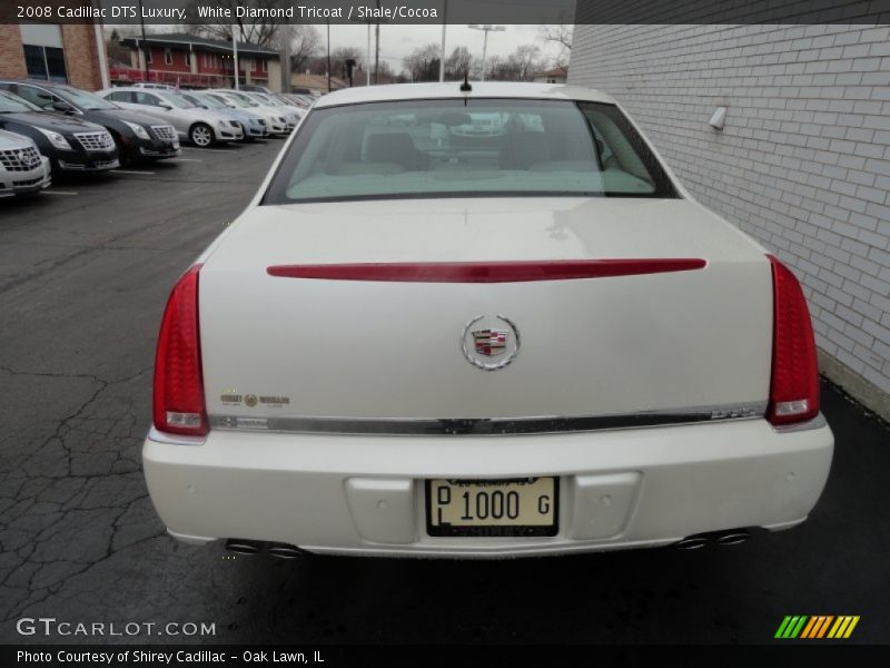 White Diamond Tricoat / Shale/Cocoa 2008 Cadillac DTS Luxury