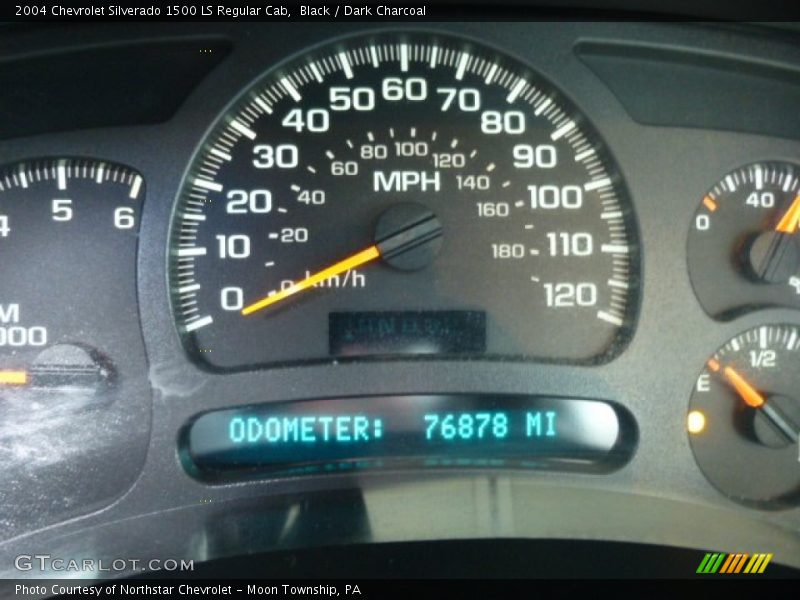 Black / Dark Charcoal 2004 Chevrolet Silverado 1500 LS Regular Cab