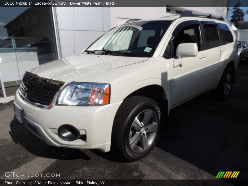 Dover White Pearl / Black 2010 Mitsubishi Endeavor SE AWD
