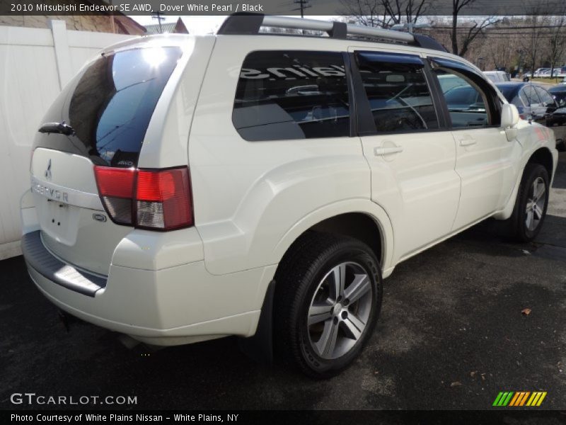 Dover White Pearl / Black 2010 Mitsubishi Endeavor SE AWD