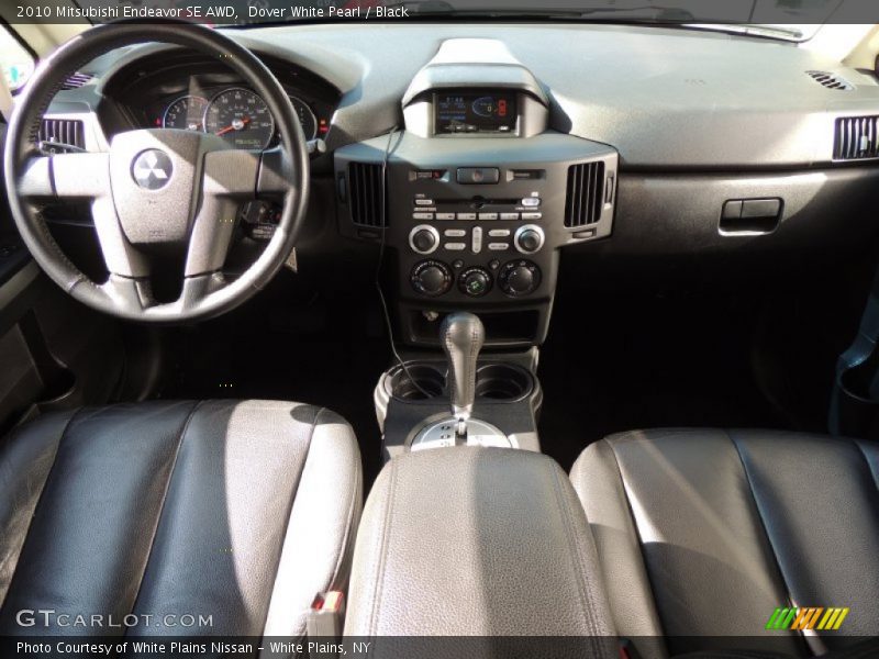Dover White Pearl / Black 2010 Mitsubishi Endeavor SE AWD