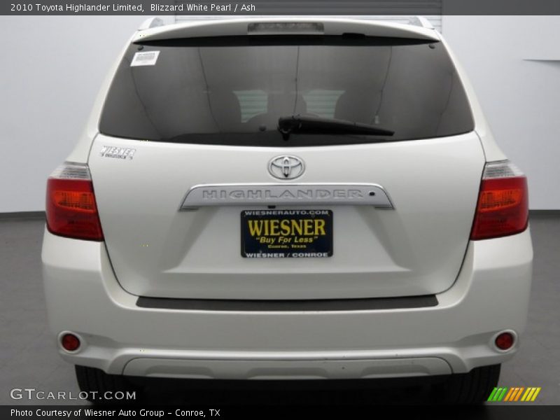 Blizzard White Pearl / Ash 2010 Toyota Highlander Limited