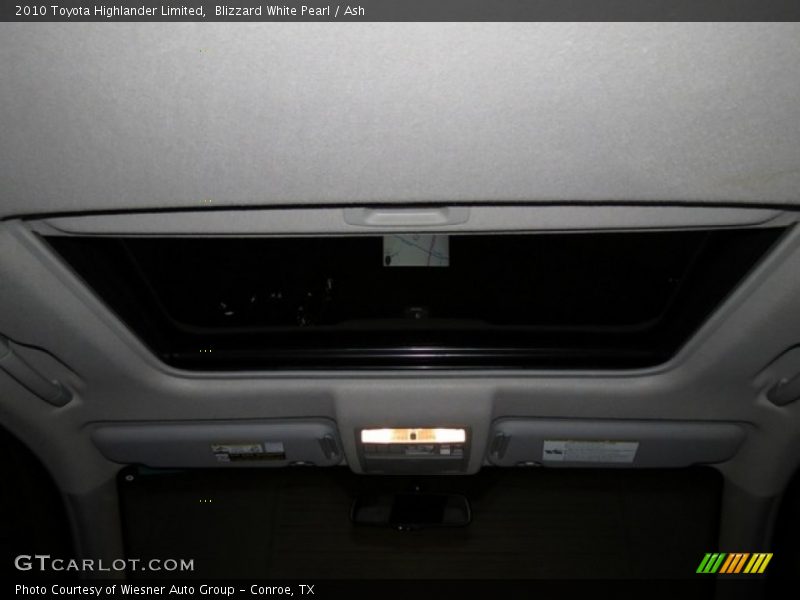 Blizzard White Pearl / Ash 2010 Toyota Highlander Limited