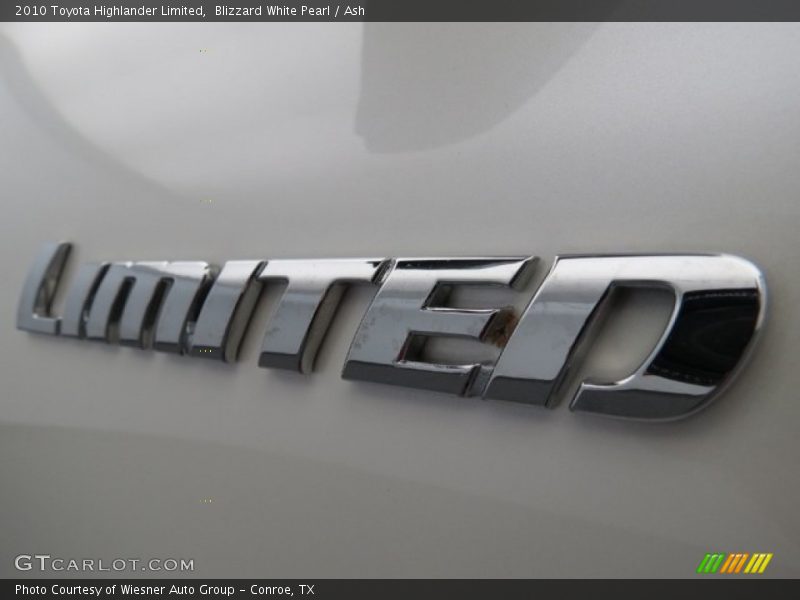 Blizzard White Pearl / Ash 2010 Toyota Highlander Limited
