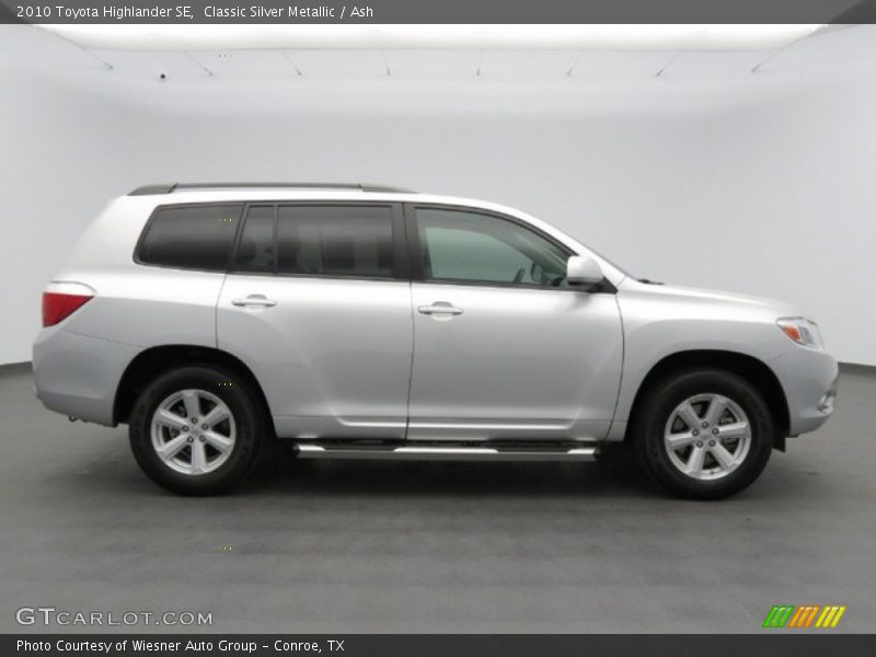 Classic Silver Metallic / Ash 2010 Toyota Highlander SE
