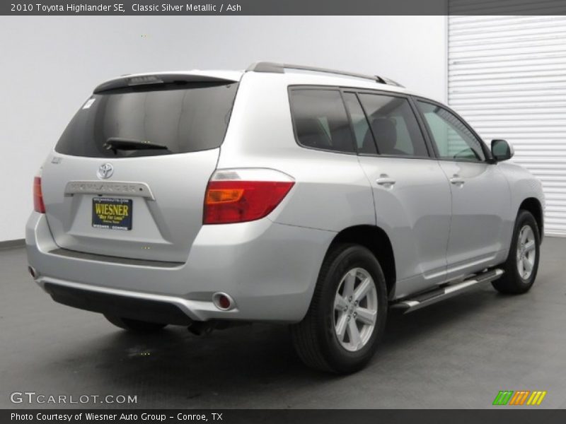 Classic Silver Metallic / Ash 2010 Toyota Highlander SE