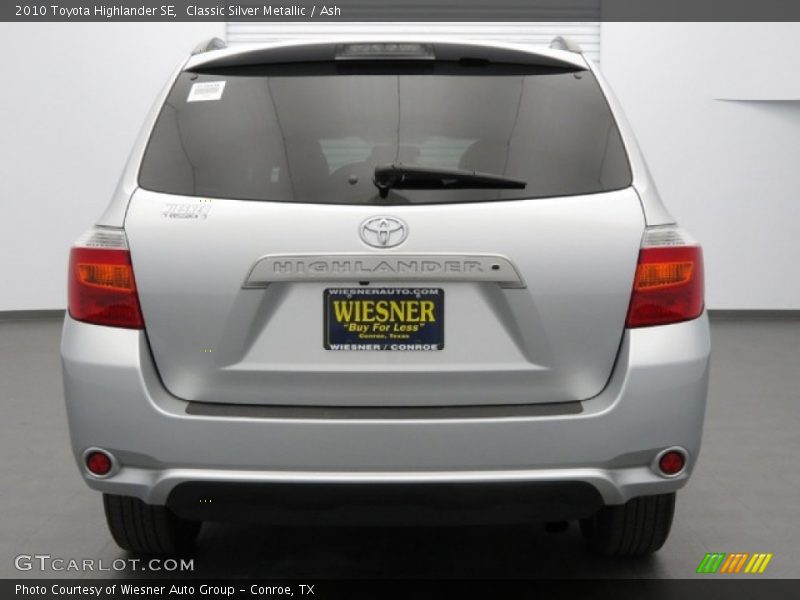 Classic Silver Metallic / Ash 2010 Toyota Highlander SE