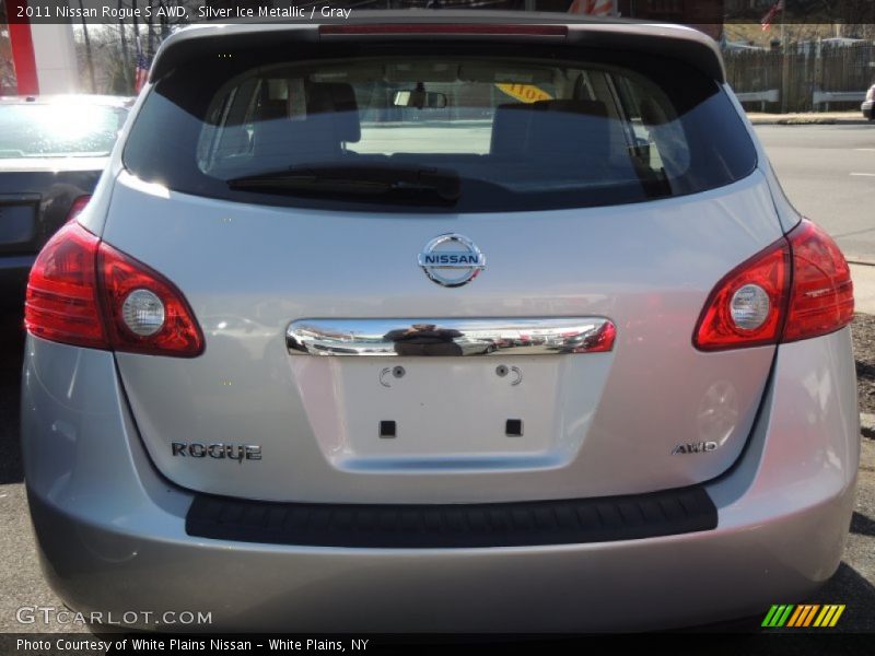 Silver Ice Metallic / Gray 2011 Nissan Rogue S AWD