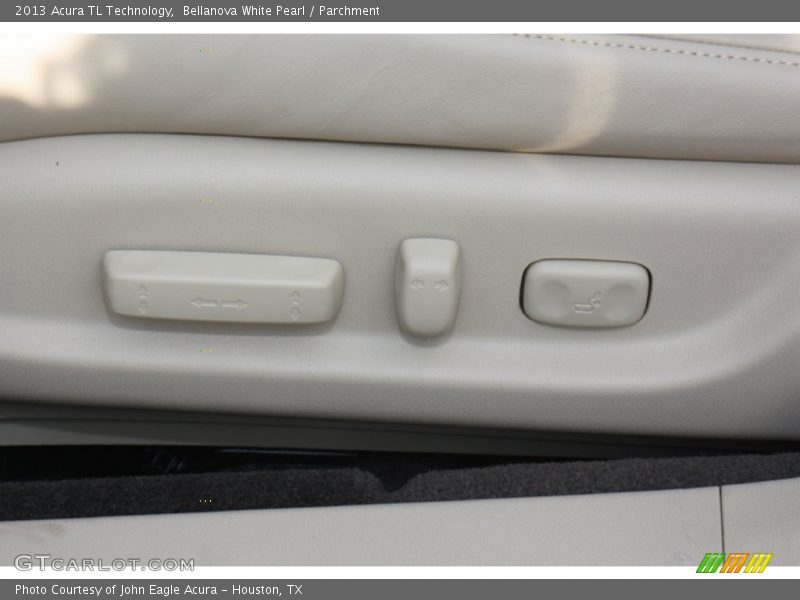 Bellanova White Pearl / Parchment 2013 Acura TL Technology