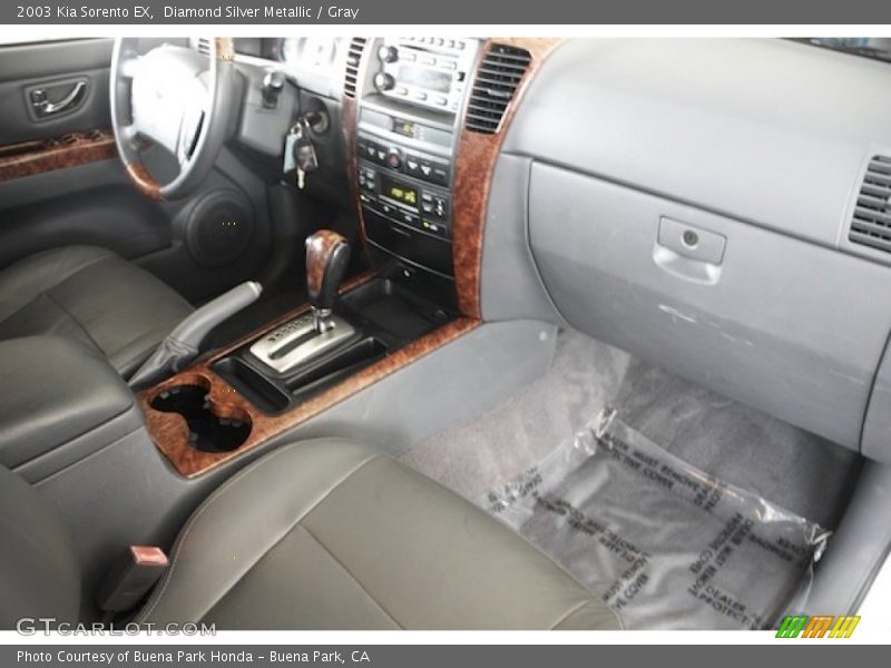 Diamond Silver Metallic / Gray 2003 Kia Sorento EX