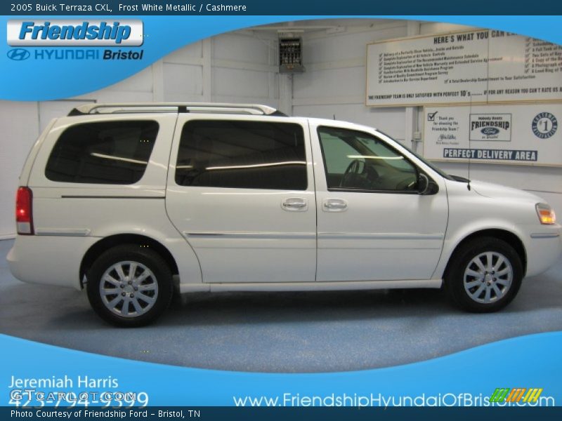 Frost White Metallic / Cashmere 2005 Buick Terraza CXL