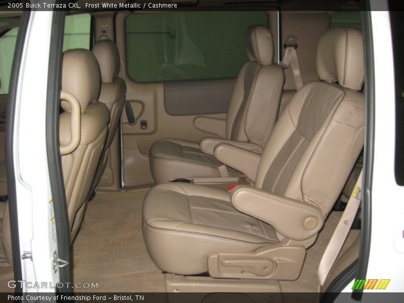 Frost White Metallic / Cashmere 2005 Buick Terraza CXL