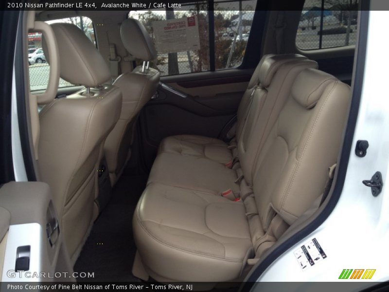 Avalanche White / Cafe Latte 2010 Nissan Pathfinder LE 4x4