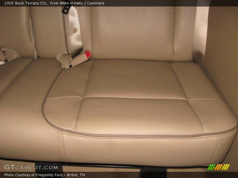 Frost White Metallic / Cashmere 2005 Buick Terraza CXL
