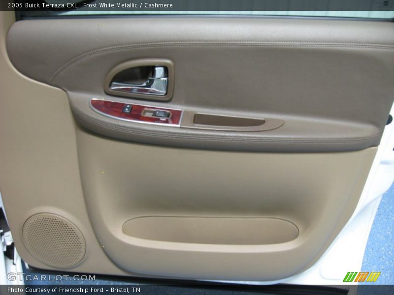 Frost White Metallic / Cashmere 2005 Buick Terraza CXL