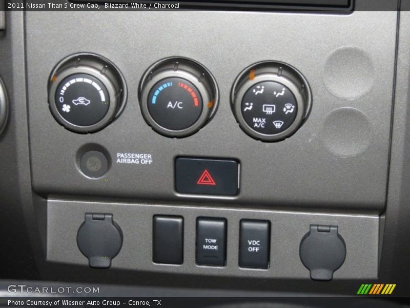 Blizzard White / Charcoal 2011 Nissan Titan S Crew Cab