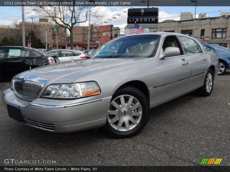 Silver Birch Metallic / Light Camel 2011 Lincoln Town Car Signature Limited