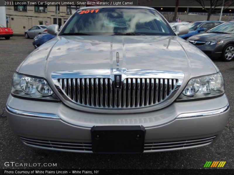 Silver Birch Metallic / Light Camel 2011 Lincoln Town Car Signature Limited