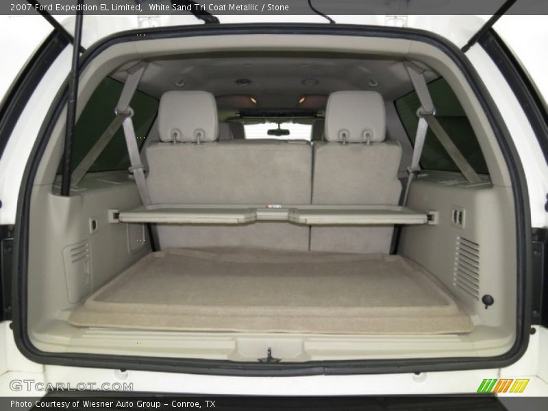  2007 Expedition EL Limited Trunk