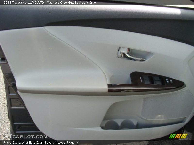 Magnetic Gray Metallic / Light Gray 2011 Toyota Venza V6 AWD