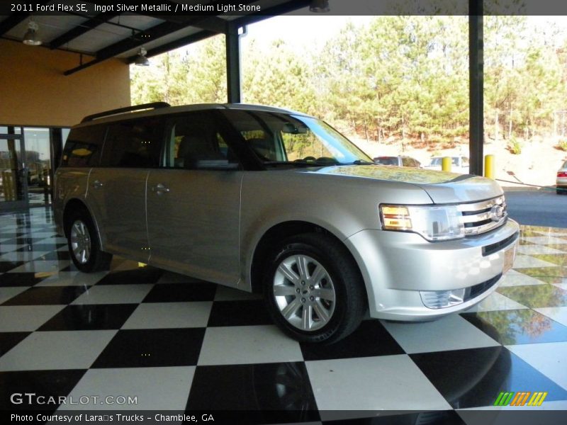 Ingot Silver Metallic / Medium Light Stone 2011 Ford Flex SE